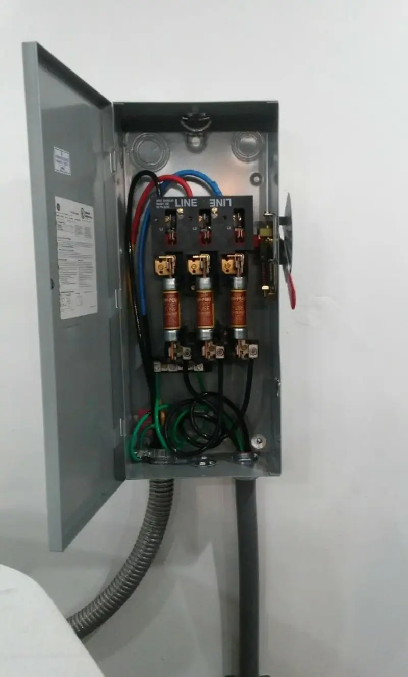 Three-phase disconnect switch installed for Electrical Wiring & Rewiring in Rohnert Park